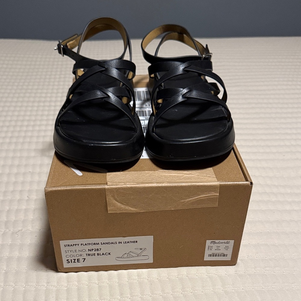 Madewell True Black Strappy Platform Sandals in Leather